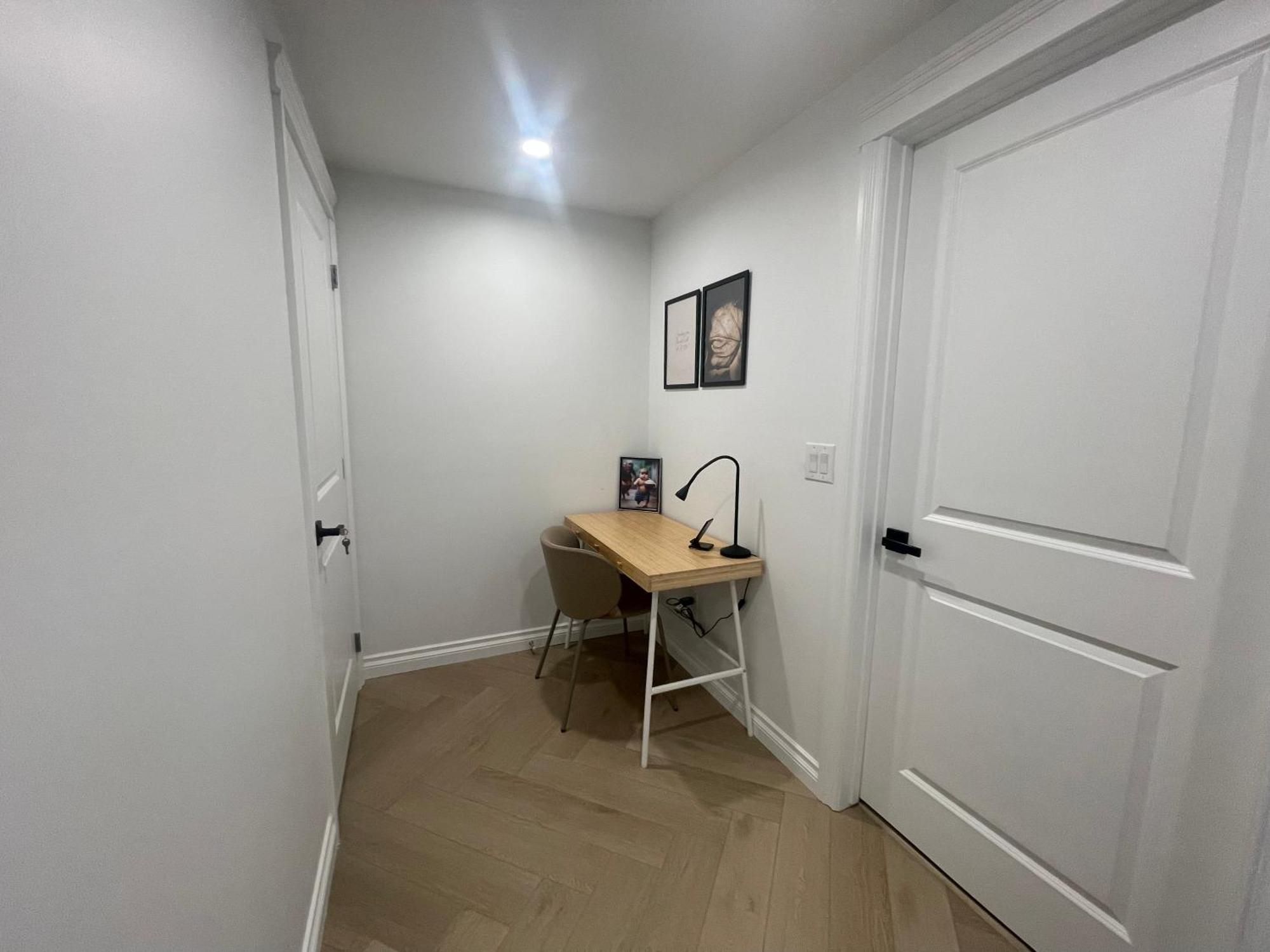 Elite Guest Walkout Basement Suite Retreat カルガリー エクステリア 写真